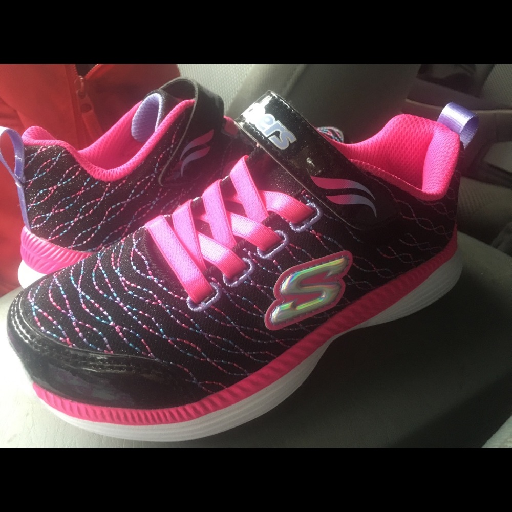 Girls Sketchers